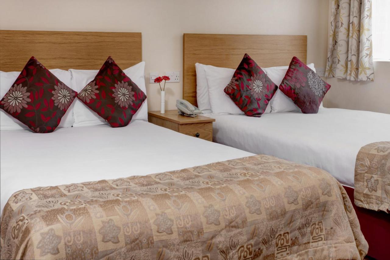 Best Western Greater London Илфорд Экстерьер фото
